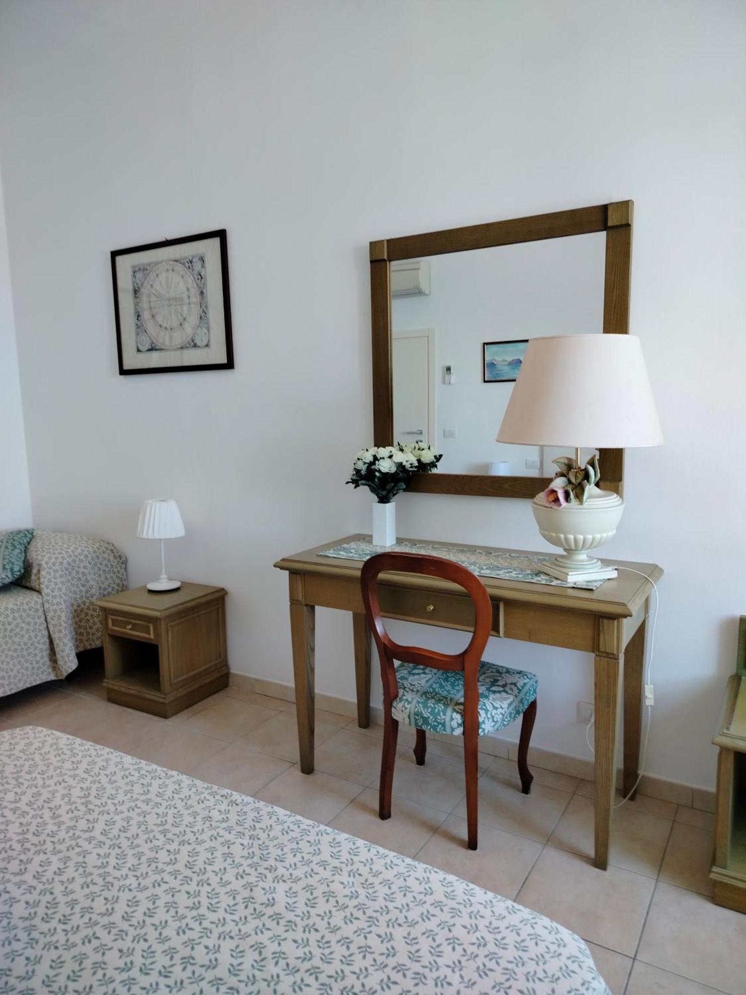 Casa La Marinella Sul Porto Appartement